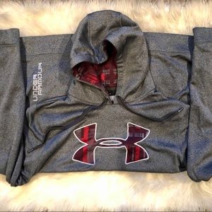 Large Under Armour Mens hoodie